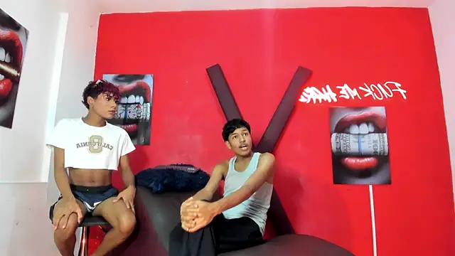 Snapshot of BOUL_GUYS chatting on 08-07-26, 01:18 BOUL GUYS online show from 08-07-26, 01:18