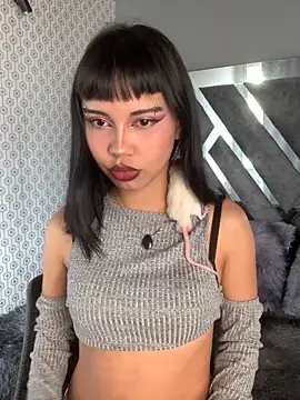AntonellaCooper Pink online show from 05-11-26, 05:32