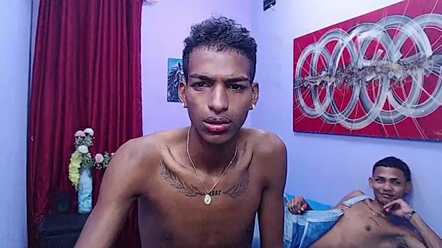 Snapshot of black_twinks chatting on 05-29-26, 01:42 black twinks online show from 05-29-26, 01:42