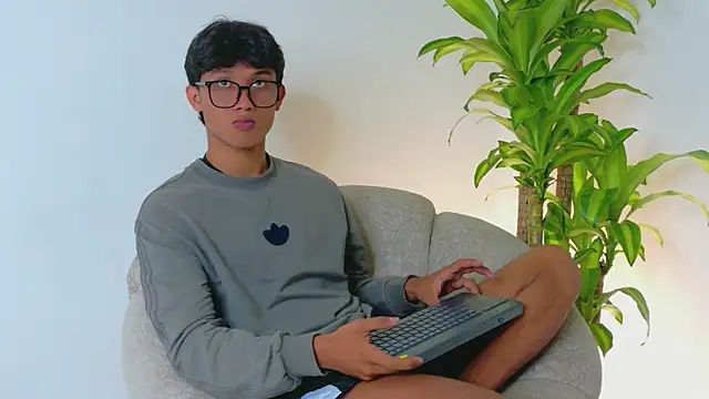 Iam erick online show from 05-13-26, 02:20