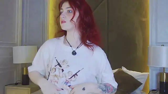 LexiBellee online show from 05-08-26, 06:02