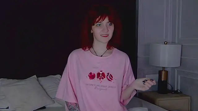 Snapshot of LexiBellee chatting on 08-02-26, 06:17 LexiBellee online show from 08-02-26, 06:17