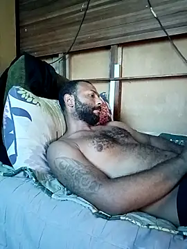 Camodick online show from 11-22-25, 01:32