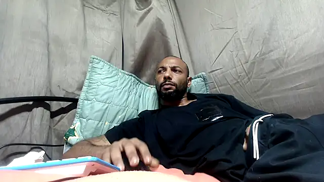 Camodick online show from 04-18-26, 04:38