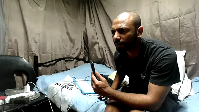 Camodick online show from 04-24-26, 06:21