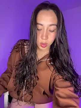 Snapshot of aiko-o chatting on 07-03-26, 01:56 aiko-o online show from 07-03-26, 01:56