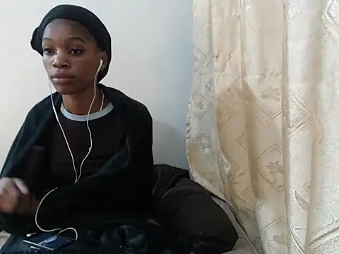 PetiteBarbie 05 online show from 07-04-26, 04:57