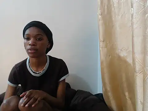 PetiteBarbie 05 online show from 07-06-26, 03:03