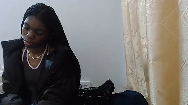 PetiteBarbie 05 online show from 07-27-26, 05:58