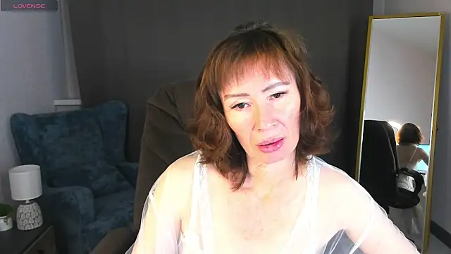 gracekellyyy online show from 06-08-26, 04:24