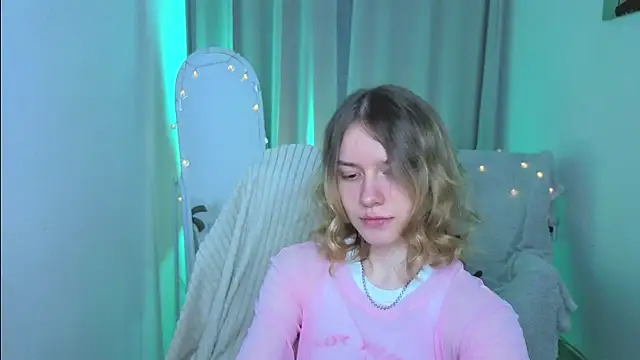 MilanaRayy online show from 06-26-26, 05:23