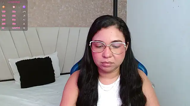 AliceSmity   online show from 06-09-26, 03:34