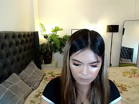 morenapinaygirl online show from 05-11-26, 08:42