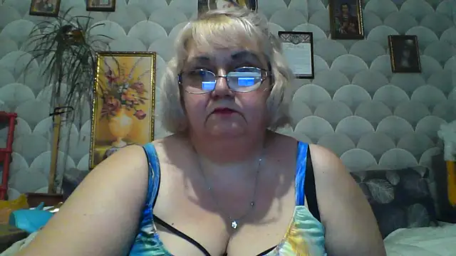 MarinaFarina53 online show from 06-28-26, 05:19
