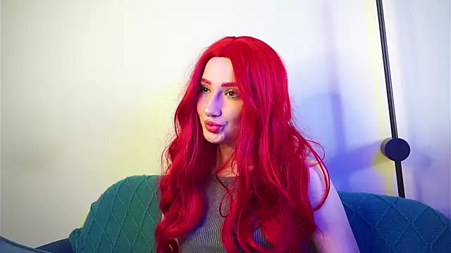 Molly Gerl online show from 05-12-26, 06:43