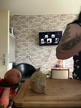 GeoNicol online show from 05-11-26, 03:07