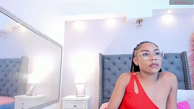 Erikaamore online show from 06-14-26, 03:25