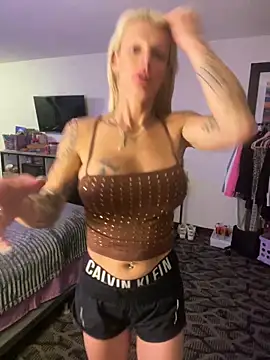 blonDDbombsheLL99 online show from 05-27-26, 04:31