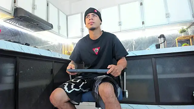 criss hardcock  online show from 05-12-26, 01:08