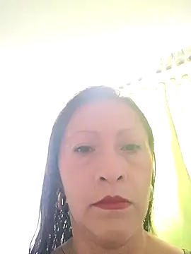 Snapshot of Vely_ chatting on 06-11-26, 05:44 Vely online show from 06-11-26, 05:44