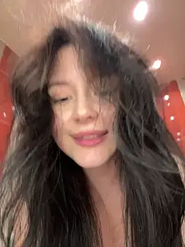 Snapshot of EvaHearts chatting on 05-19-26, 01:56 EvaHearts online show from 05-19-26, 01:56