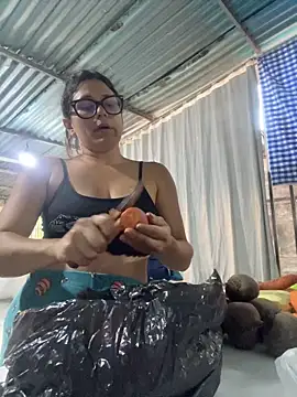 Afroditaxxx1 online show from 05-13-26, 10:27