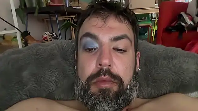 pigholefantasy online show from 07-11-26, 03:59