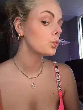 Ambri- online show from 05-17-26, 11:06