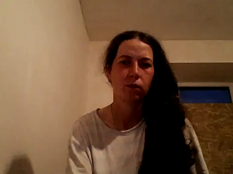 Snapshot of DanicaFey chatting on 05-12-26, 05:43 DanicaFey online show from 05-12-26, 05:43