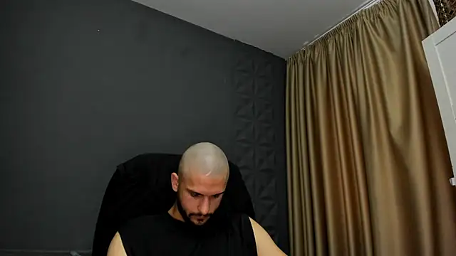 TroyWadee online show from 06-07-26, 04:16
