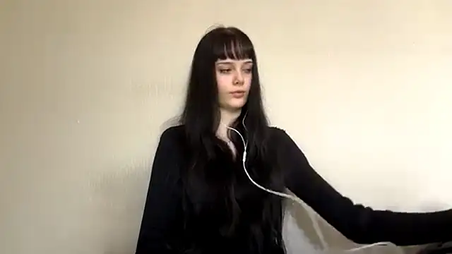 CharmaineElles online show from 05-14-26, 01:51