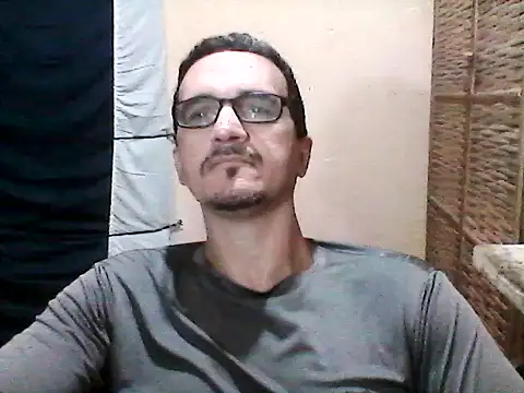 DouglasBr22 online show from 05-12-26, 02:41