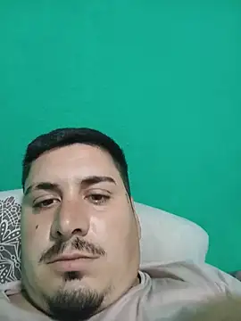 juaniglesias1977 online show from 05-18-26, 06:08