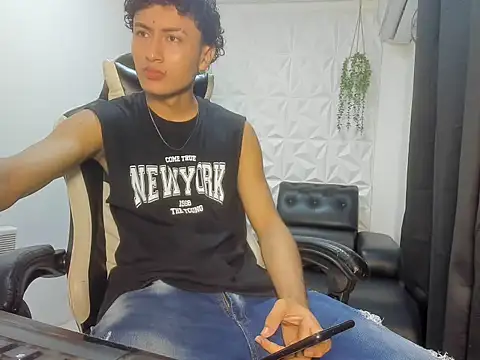 Snapshot of Dark_badboy1 chatting on 05-11-26, 07:22 Dark badboy1 online show from 05-11-26, 07:22
