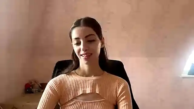 Snapshot of DrewMosen chatting on 06-19-26, 08:18 DrewMosen online show from 06-19-26, 08:18