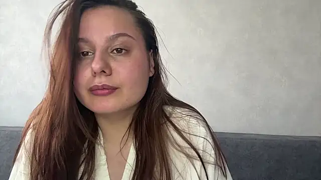 Snapshot of MaiaEnnist chatting on 05-17-26, 10:33 MaiaEnnist online show from 05-17-26, 10:33