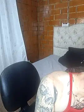 Megan-r online show from 05-13-26, 02:31