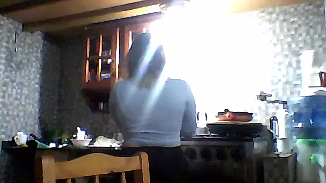 Snapshot of AllisonLove2 chatting on 07-12-26, 03:47 AllisonLove2 online show from 07-12-26, 03:47