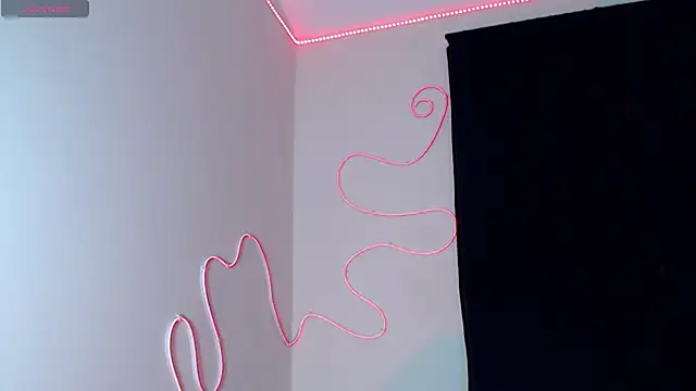everlin 01 online show from 05-13-26, 07:55