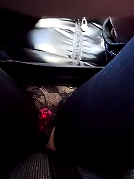 Snapshot of MILFBARBY chatting on 01-02-25, 10:16 MILFBARBY online show from 01-02-25, 10:16