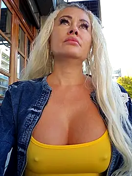 Snapshot of MILFBARBY chatting on 09-14-25, 07:18 MILFBARBY online show from 09-14-25, 07:18