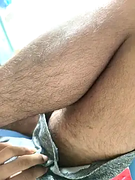 sexyboi505 online show from 05-12-26, 03:14