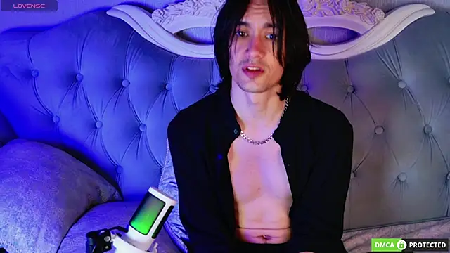 Snapshot of CalvinChapman chatting on 06-14-26, 02:24 CalvinChapman online show from 06-14-26, 02:24