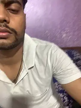 Snapshot of NRI_brutal_couple chatting on 07-07-26, 12:42 NRI brutal couple online show from 07-07-26, 12:42