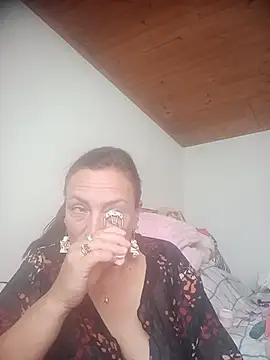 dangerous milf online show from 07-07-26, 06:01