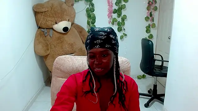 Snapshot of luna_bella160920 chatting on 05-26-26, 02:02 luna bella160920 online show from 05-26-26, 02:02