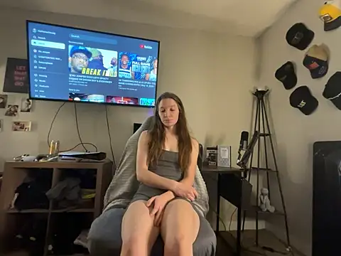 BunnyB xo online show from 05-13-26, 03:37