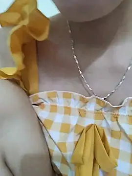 Snapshot of Logii_x chatting on 07-02-26, 07:03 Logii x online show from 07-02-26, 07:03