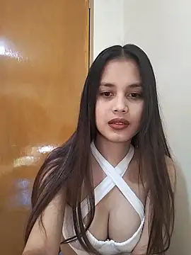 Adrianahearth online show from 05-19-26, 03:24
