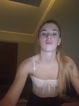 Snapshot of BarniLilit chatting on 05-15-26, 08:49 BarniLilit online show from 05-15-26, 08:49